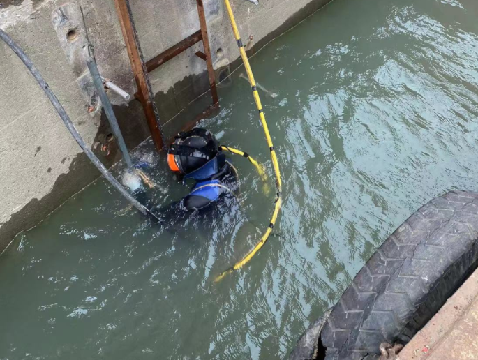 浙江潜水打捞的技术都体现在哪些方面-浙江专业潜水打捞电话/>
<blockquote class=